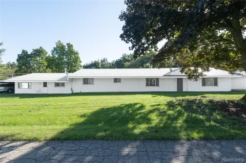 7038 Whitmore Lake Rd, Northfield, MI 48189
