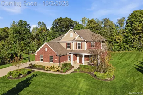 23395 Millwood East Ct, Lyon, MI 48178