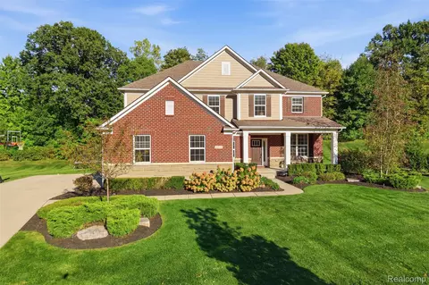 23395 Millwood East Ct, Lyon, MI 48178