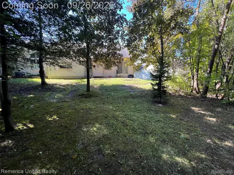 Exterior - 3397 Dewdrop Ln, Genoa, MI 48843 photo 2 of 4