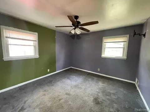 Bedroom - 29451 Steinhauer St, Inkster, MI 48141 photo 2 of 3