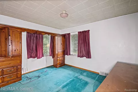 Bedroom - 2219 Copeman Blvd, Flint, MI 48504 photo 7 of 7