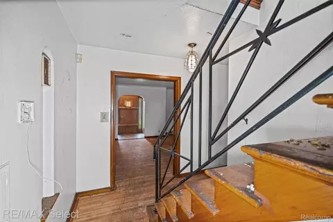 Entry Way - 2219 Copeman Blvd, Flint, MI 48504 photo 3 of 4
