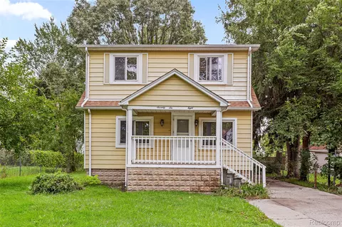 7628 Piedmont St, Detroit, MI 48228