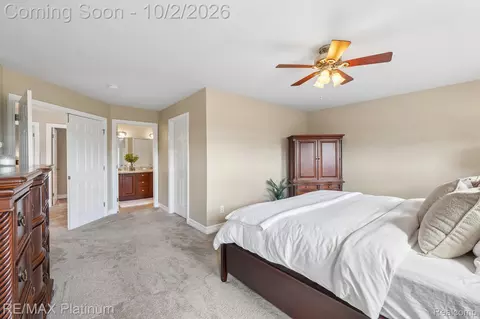 Bedroom - 526 Kimball St, Howell, MI 48855 photo 8 of 9