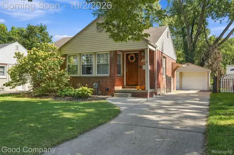 2220 Ellwood Ave, Berkley, MI 48072
