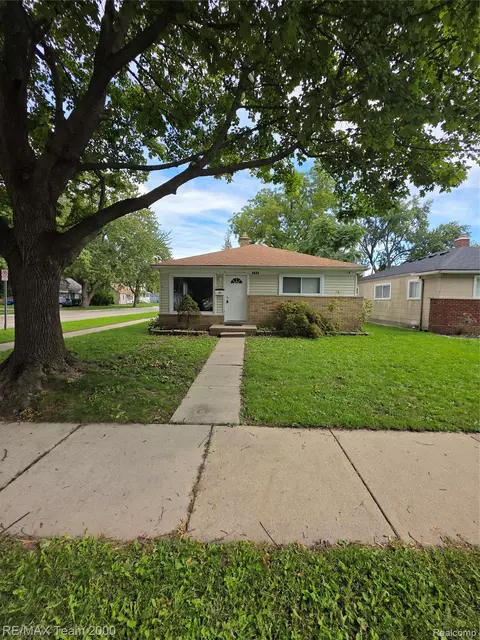 4601 Gertrude St, Dearborn Heights, MI 48125
