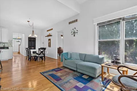 Other - 2912 Tanglewood Dr, Wayne, MI 48184 photo 5 of 14