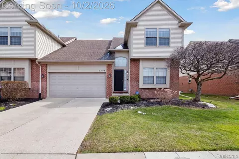 41104 Worthington, Clinton Township, MI 48038