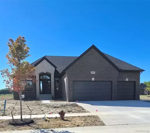 7377 Brys Dr, Shelby Township, MI 48316