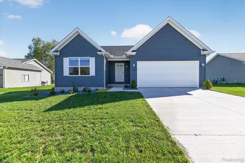 3107 Daisy Way, Burton, MI 48519