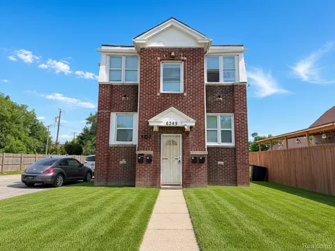 6349 Barlum St, Detroit, MI 48210