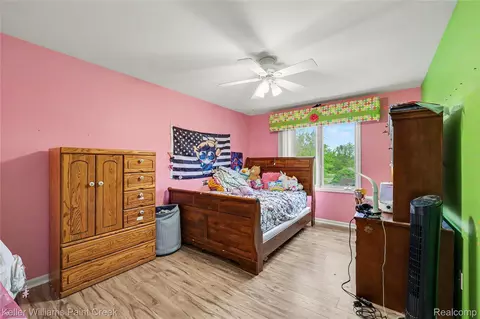 Bedroom - 21257 Gentry Dr, Macomb, MI 48044 photo 4 of 7