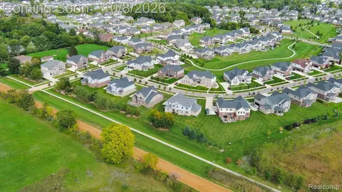 View/Area - 51252 Silverton, Canton, MI 48187 photo 4 of 4