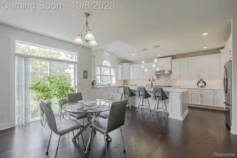 Kitchen - 51252 Silverton, Canton, MI 48187 photo 6 of 6