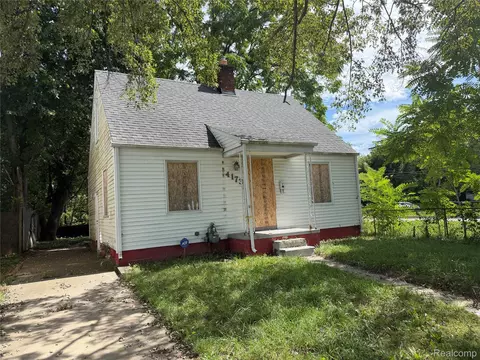 4173 Moore St, Inkster, MI 48141