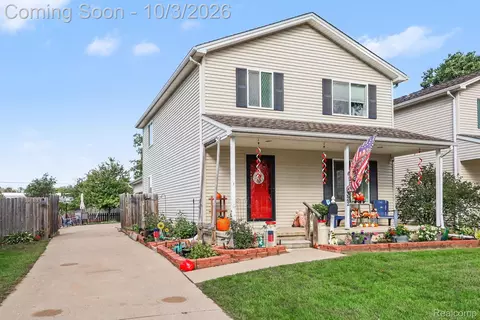 Exterior - 5322 Moore St, Wayne, MI 48184 photo 2 of 5