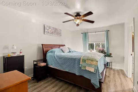 Bedroom - 5322 Moore St, Wayne, MI 48184 photo 1 of 5
