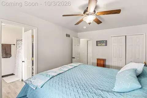 Bedroom - 5322 Moore St, Wayne, MI 48184 photo 5 of 5