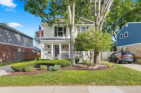1511 E 11 Mile Rd, Madison Heights, MI 48071