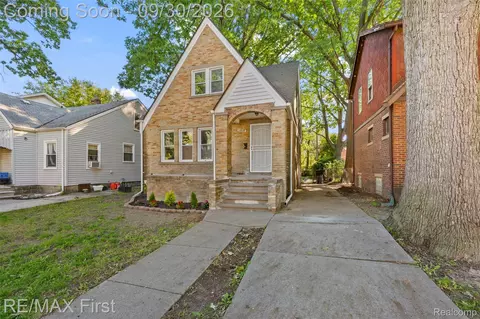 15828 Cruse St, Detroit, MI 48227