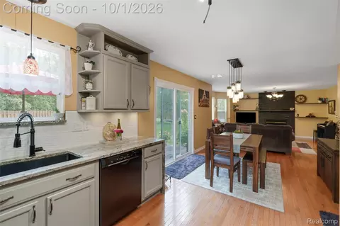 Kitchen - 804 Star Dr, Davison, MI 48423 photo 4 of 4