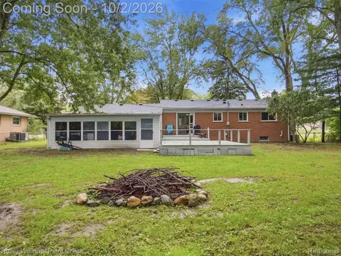 Exterior - 50136 North Ave, Macomb, MI 48042 photo 3 of 4
