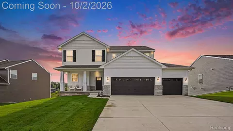 2862 Bogues View Dr, Oceola, MI 48843