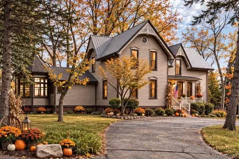 3801 Hollow Corners Rd, Dryden, MI 48428