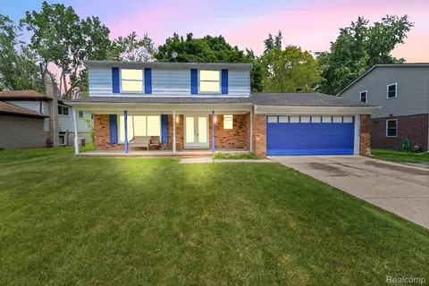 19800 Cherry Hill St, Southfield, MI 48076