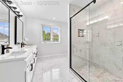 Bath - 45563 Thorn Tree Ln, Macomb, MI 48044 photo 5 of 6