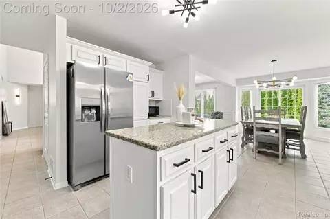Kitchen - 45563 Thorn Tree Ln, Macomb, MI 48044 photo 2 of 4