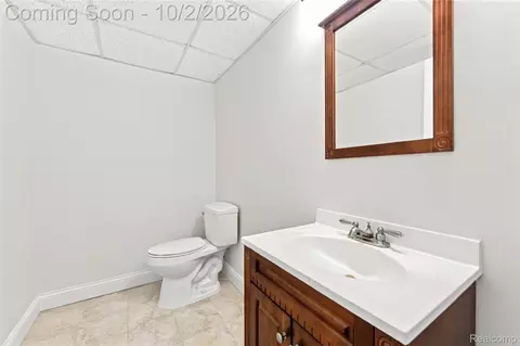 Bath - 45563 Thorn Tree Ln, Macomb, MI 48044 photo 6 of 6
