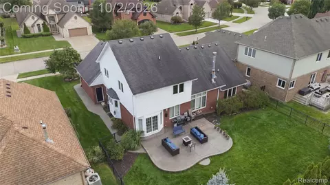 View/Area - 45563 Thorn Tree Ln, Macomb, MI 48044 photo 4 of 13