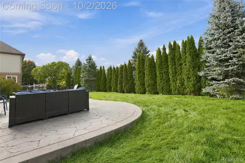 Exterior - 45563 Thorn Tree Ln, Macomb, MI 48044 photo 1 of 3