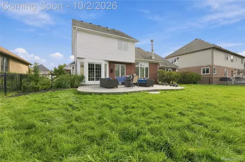 Exterior - 45563 Thorn Tree Ln, Macomb, MI 48044 photo 2 of 3