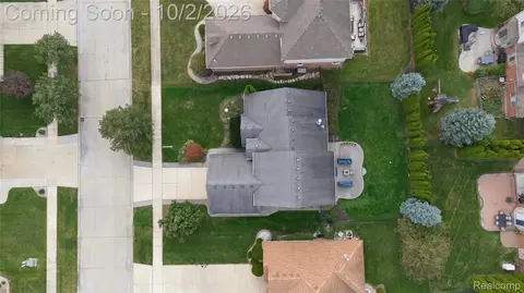 View/Area - 45563 Thorn Tree Ln, Macomb, MI 48044 photo 11 of 13