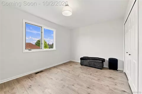 Bedroom - 45563 Thorn Tree Ln, Macomb, MI 48044 photo 1 of 7