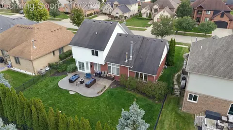 View/Area - 45563 Thorn Tree Ln, Macomb, MI 48044 photo 3 of 13