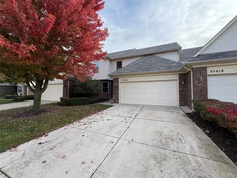 Exterior - 45636 Limerick Dr, Macomb, MI 48044 photo 2 of 3