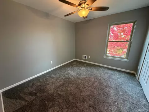 Bedroom - 45636 Limerick Dr, Macomb, MI 48044 photo 2 of 3