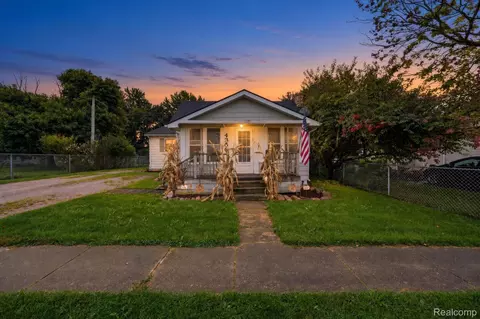 4350 Huron St, North Branch, MI 48461