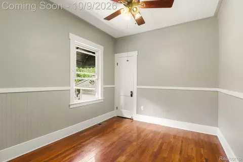 Bedroom - 374 Pearson St, Ferndale, MI 48220 photo 2 of 2