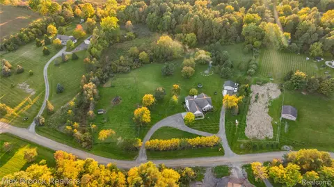 3054 Emery Ln, Metamora, MI 48455