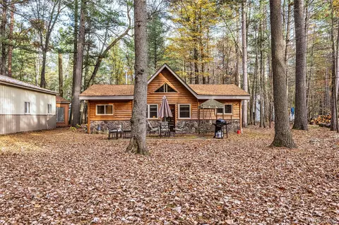 Exterior - 134 Clyde St, Gerrish, MI 48653 photo 2 of 17