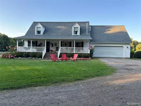 9074 White Rd, Deerfield, MI 48451