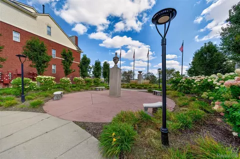 Other - 1450 Devon Ln #128, Troy, MI 48084 photo 1 of 12