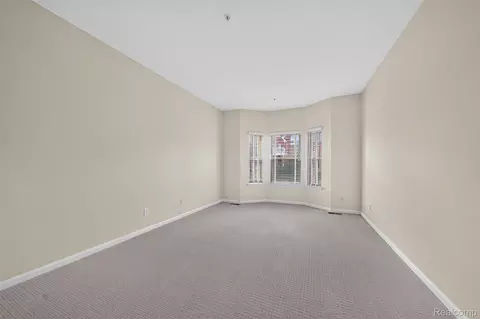 Bedroom - 1450 Devon Ln #128, Troy, MI 48084 photo 3 of 4