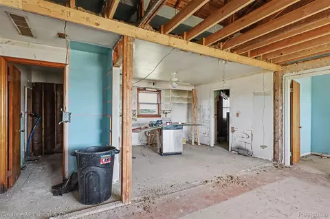 Entry Way - 7504 Meisner Rd, Casco, MI 48064 photo 1 of 1