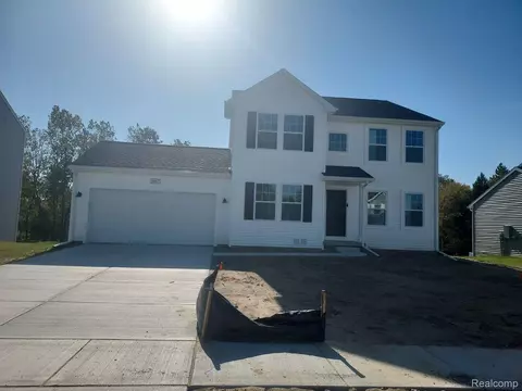 8057 Moonlight Creek Ln, Handy, MI 48836